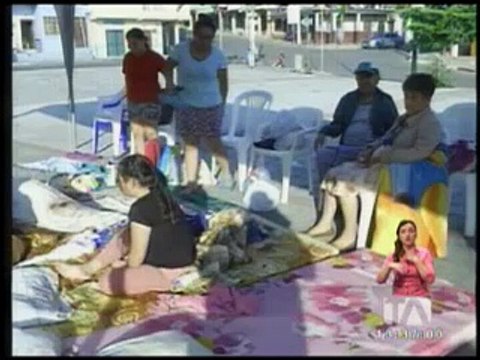 Damnificados claman por ayuda en Montecristi