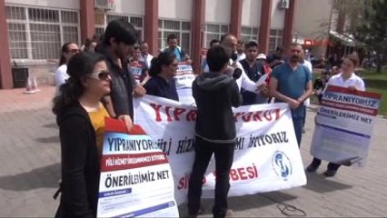 Sivas Sağlıkçılar Fiili Hizmet Süresi Zammı İstiyor