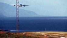 incroyable atterrissage d'un avion A340 Argentine Airlines