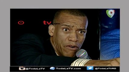 MIRA LA CARA DE QUIEN ES "EL SEÑOR VOZ" DE EL SHOW DEL MEDIODIA-VIDEO