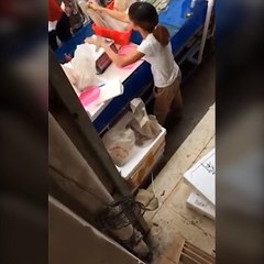 Seller Cheats Customers