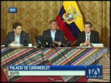 Correa retornó a Quito y comparte datos de la tragedia en Manabí