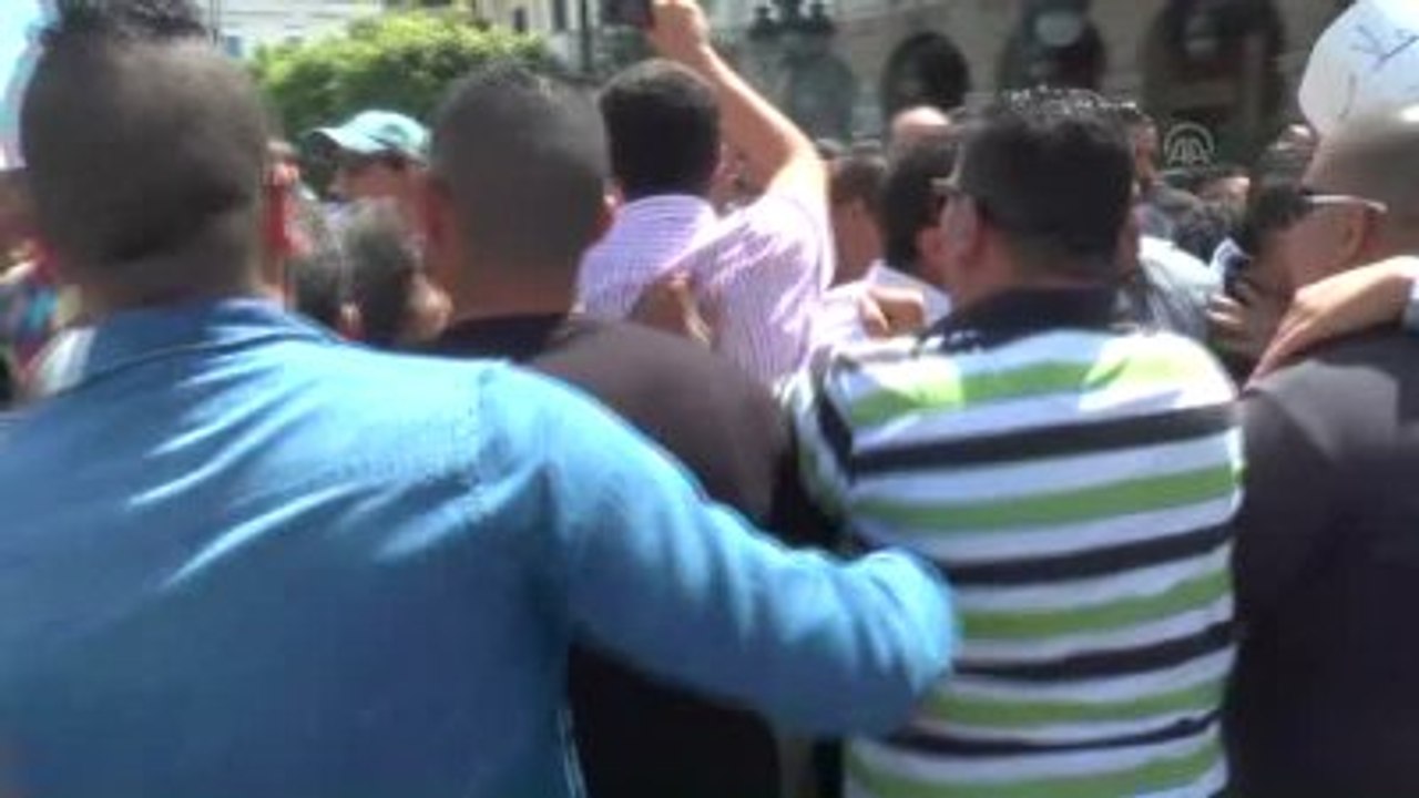 Tunus'ta İşsizlik Protestosu