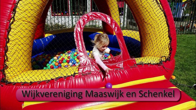 Wethouder Hamerslag opent buitenspeeldag Wijkvereniging Maaswijk en Schenkel / Spijkenisse 2016