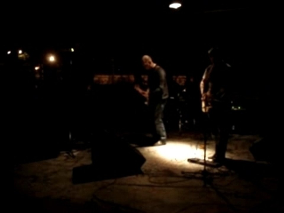 Toutou_live_nanterre_21062007