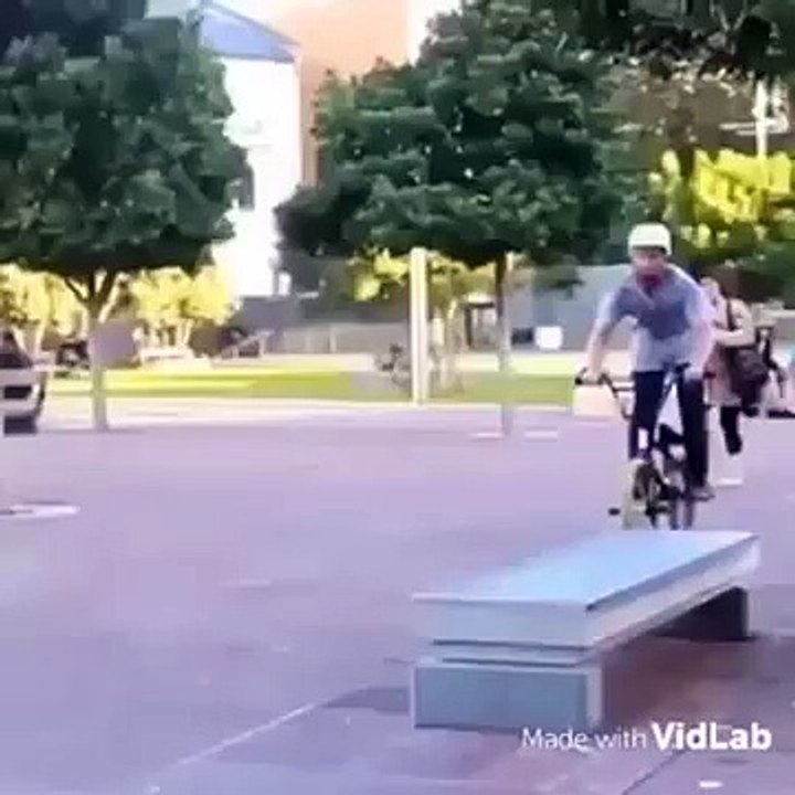 Insolite vidéo gag juste pour rire just for laugh mort de rire mdr mdr !