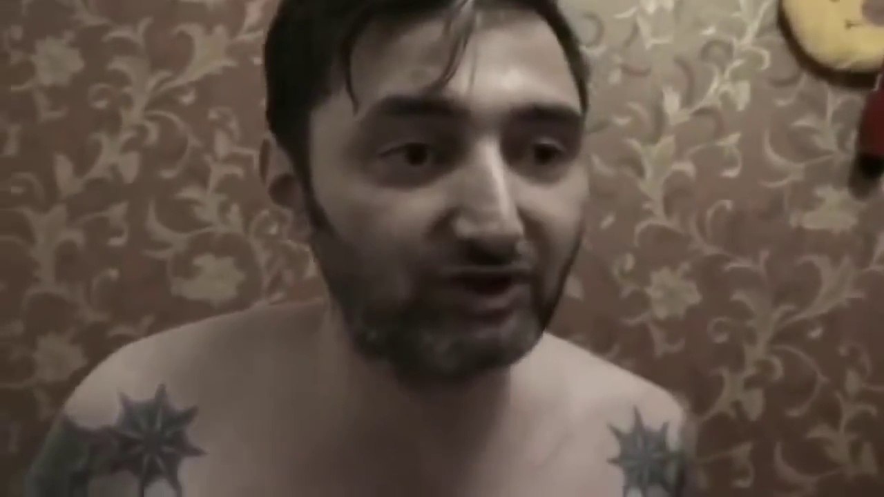 Мусора зашли в блатную хату