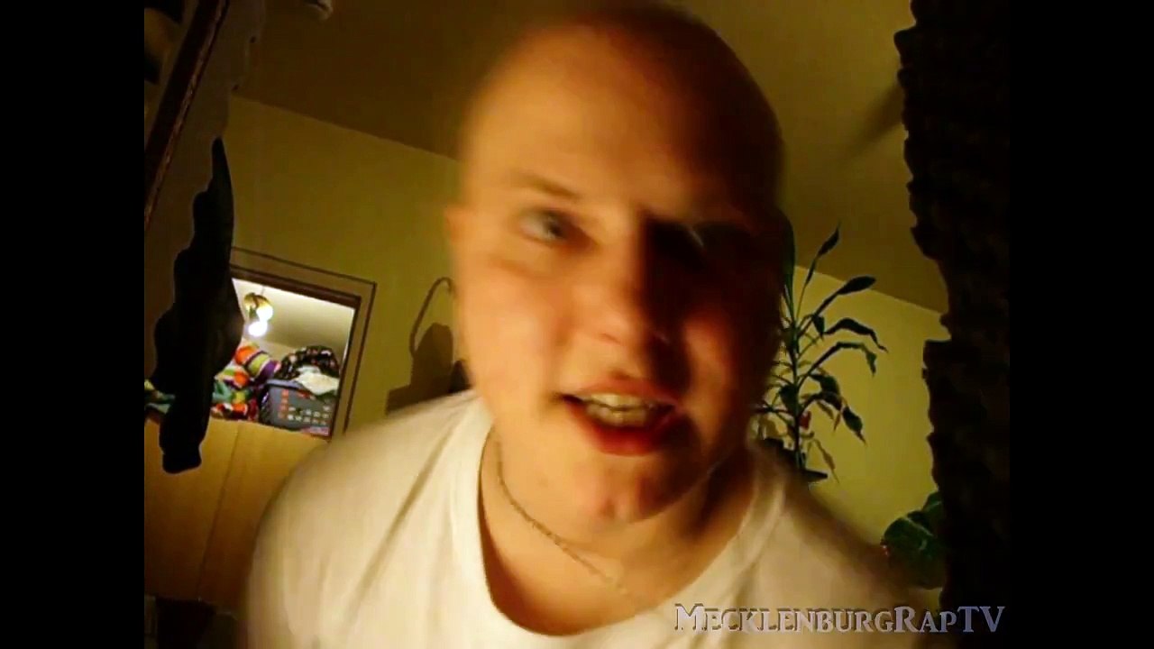 GONZOLA & CHICO - 2 WINTERTRÄUME [OFFICIAL MUSICVIDEO]