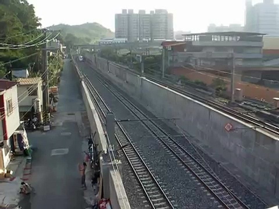 Taroko Tilting Train
