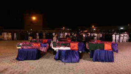 Funeral de los siete policías muertos en dos ataques en Pakistán