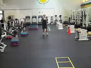 Walking Lunges w: Figure 8's