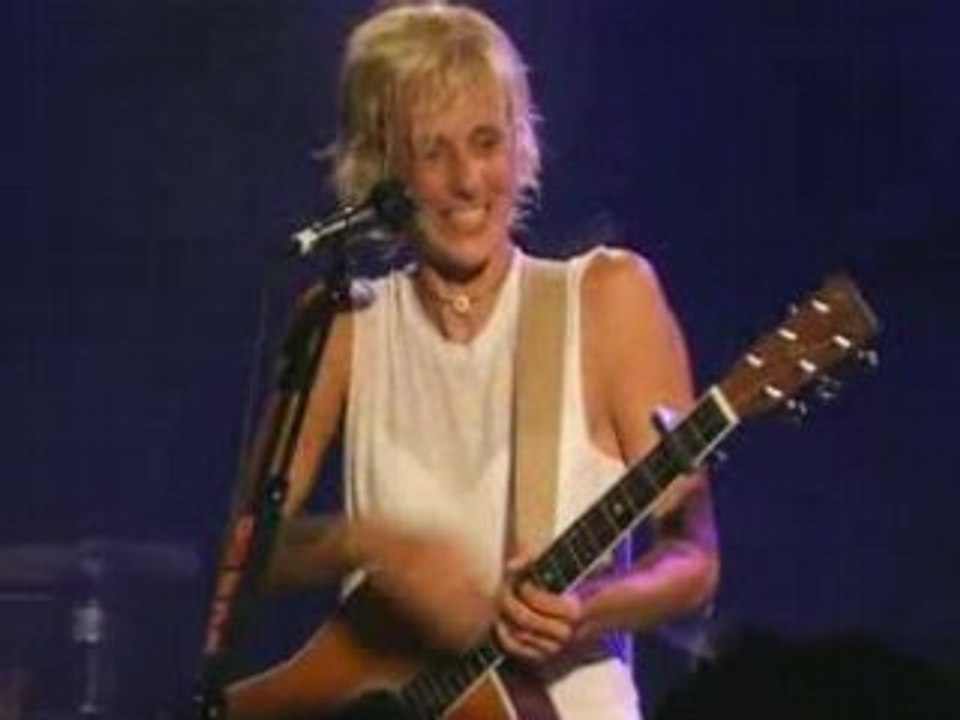 Sarah Bettens - The soldier song