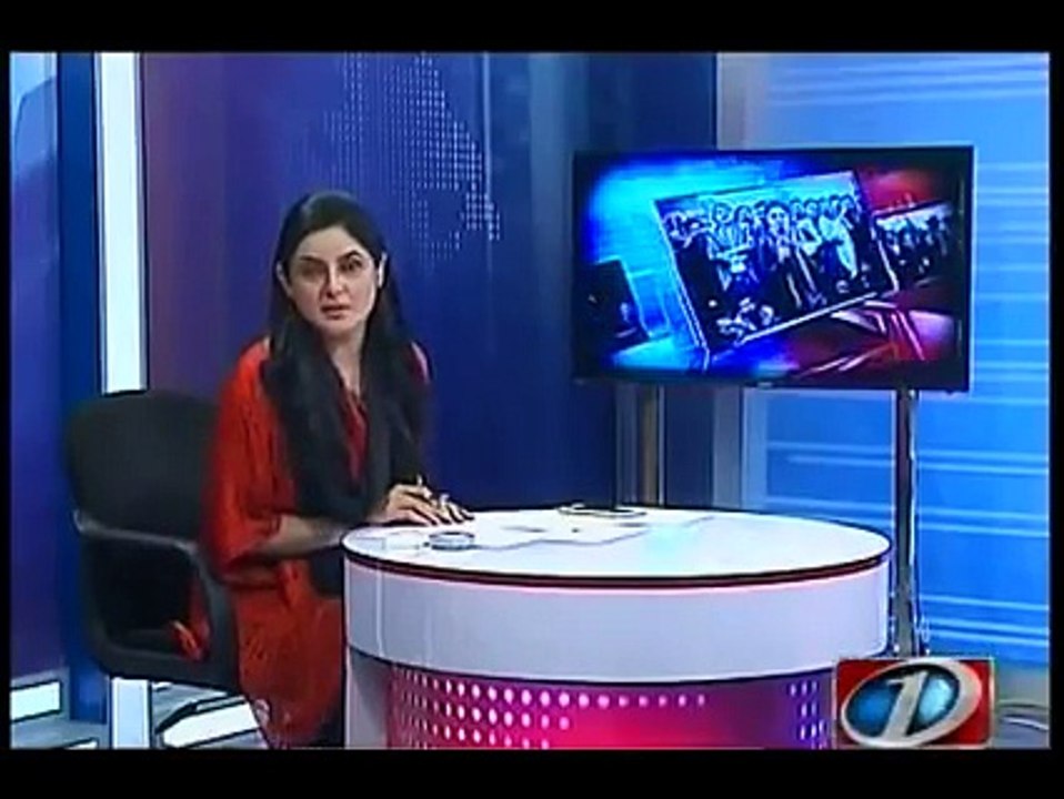 Live BIg Fight -- Anchors And Mufti Naeem Are Bashing On Qandeel Baloch -- On News One Channel