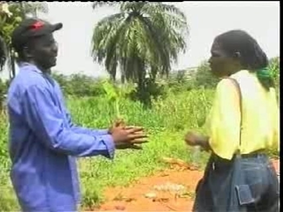 Edoudoua / Les filles du carrefour PART1