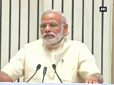 PM Modi felicitates civil servants for implementing govt. schemes