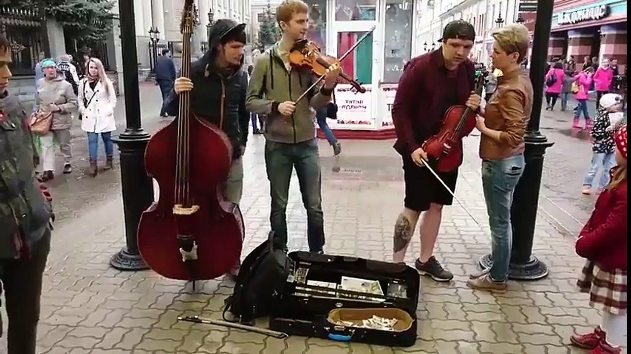 Девушка супер спела песню Такого, как Путин