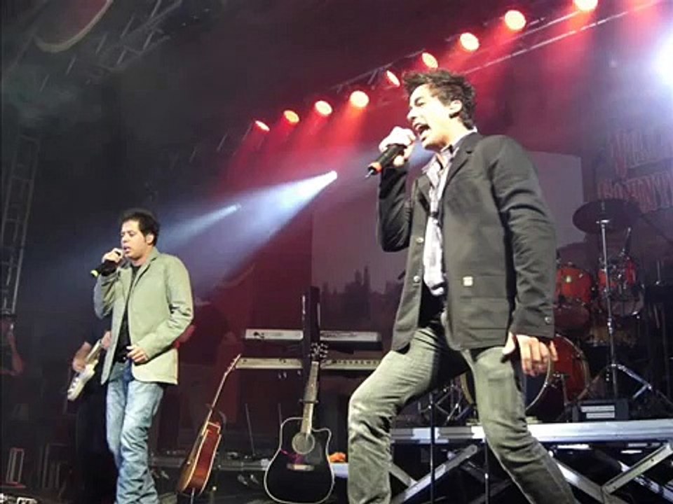 HUGO E TIAGO - MISTERIOSA - VERSÃO AXÉ MUSIC - AO VIVO !!!