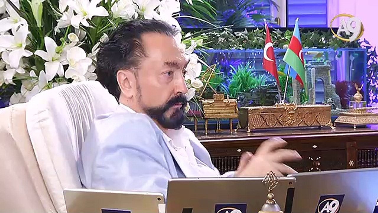 Adeta enkaz haline gelen evlere hiçbir şekilde asker polis sokulmasın. Boşaltılması için uyarı yapılıp sonra yıkılsın.