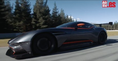 Aston Martin Vulcan, esta vez de aventura por Nueva Zelanda