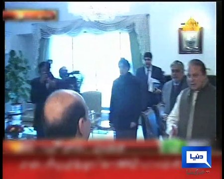 CM Sindh meets with PM Nawaz on Rangers issue, Report by Shakir Solangi, Dunya News.