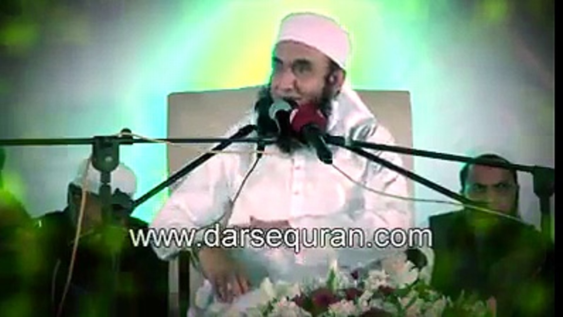 ⁣Mulana Tariq jameel