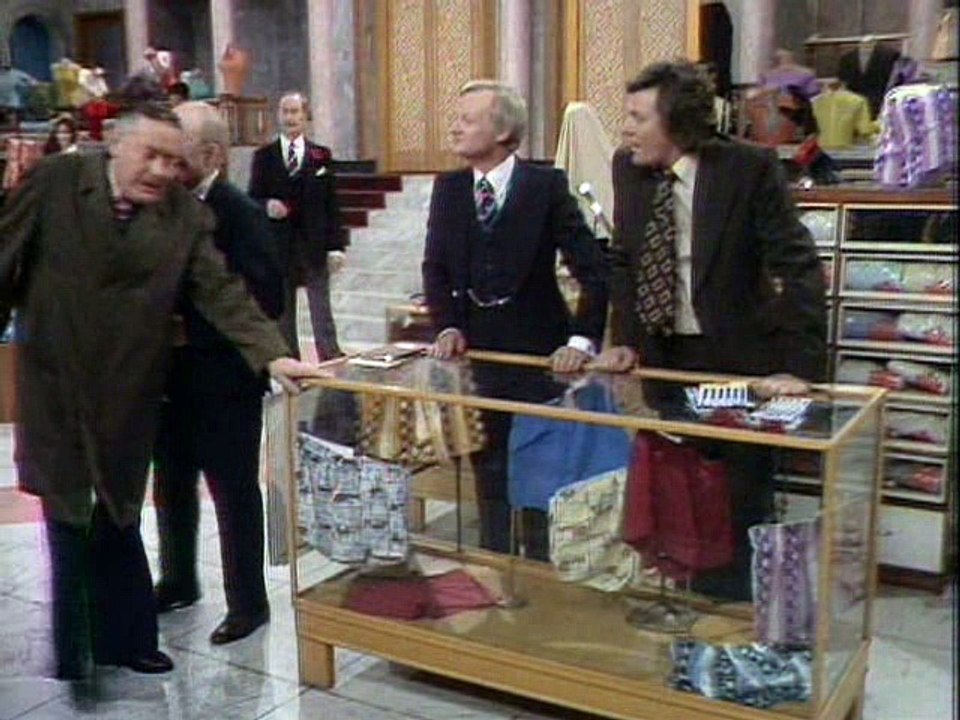 Are You Being Served S04e01 @ No Sale