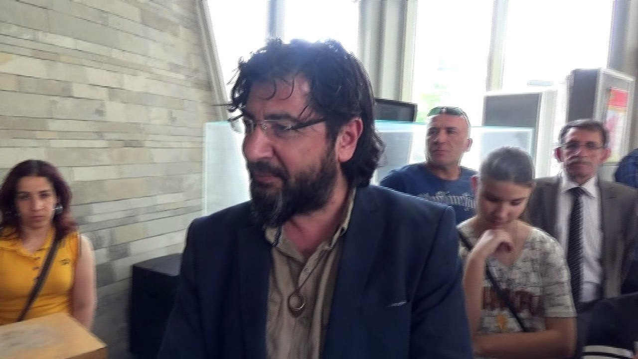 Akhisar Belediyesi Karikatür Atölyesi 6.Yıl Sergisi Açıldı