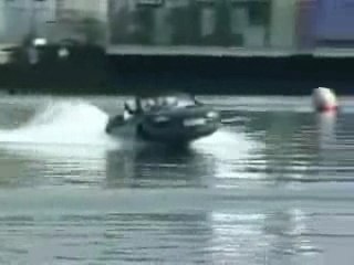 Voiture amphibie