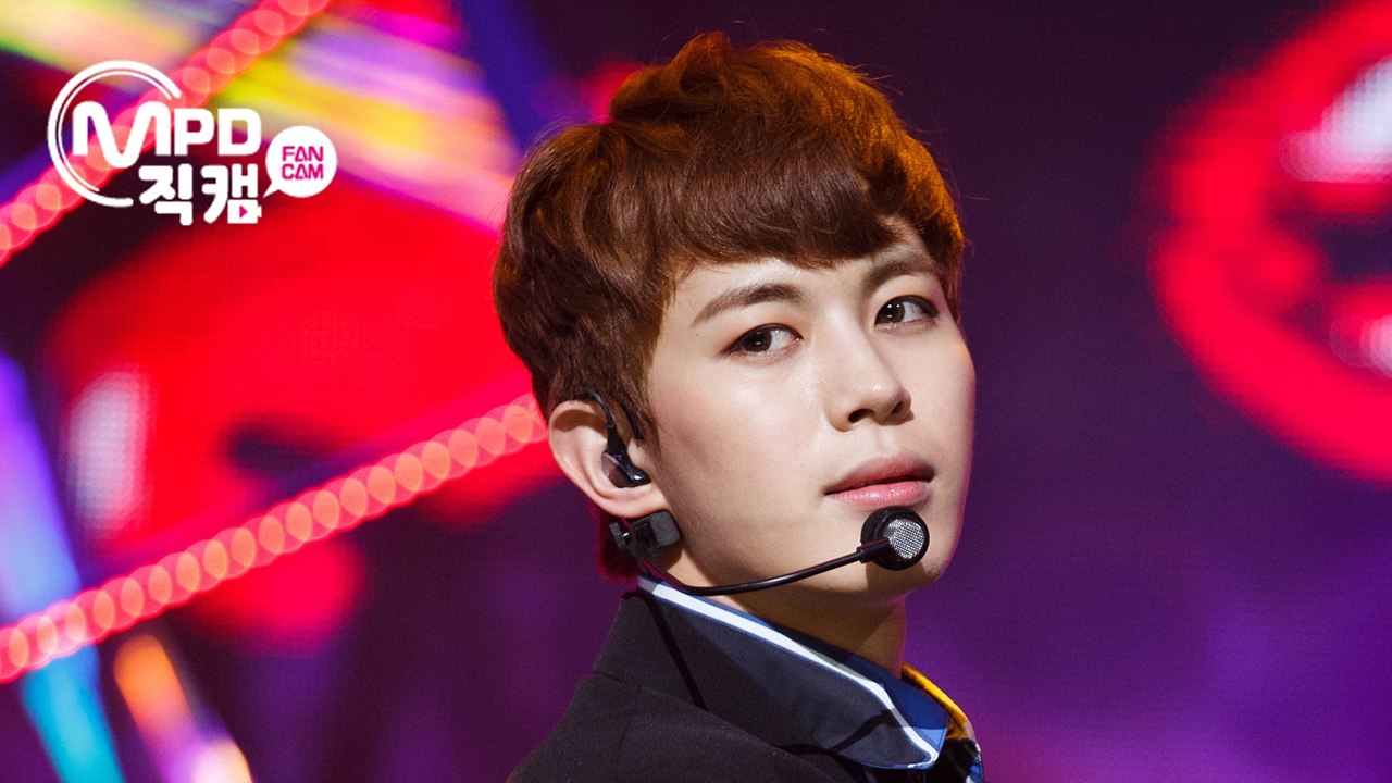 VIXX 홍빈 직캠 다이너마이트 Dynamite @엠카운트다운_160421
