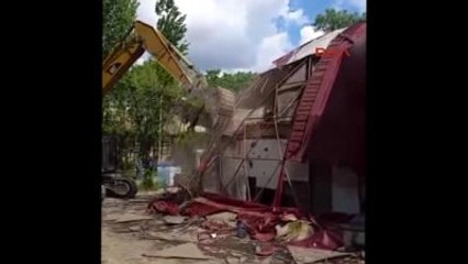 Ünlü Eğlence Mekanı "Cahide" Yıkıldı