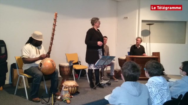 Quimper. Voyage Beaj-Tama au musée breton