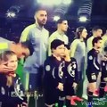ronaldo kissing a little girl very cute must see