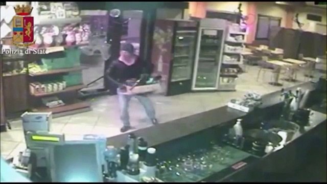 Ragusa - sgominata banda di romeni specializzata in furti: 10 arresti