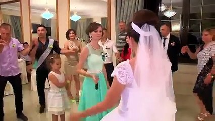 SUPERB. Ai o soră_ Această melodie este special pentru persoanele ce au FRAŢI sau SURORI