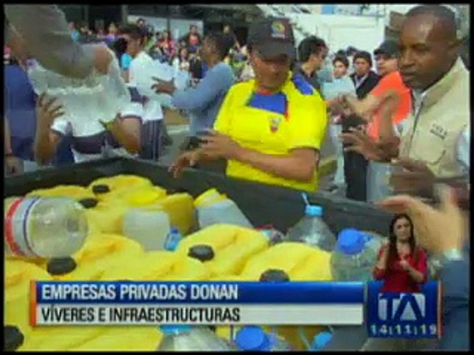 Empresas privadas donan víveres e infraestructura