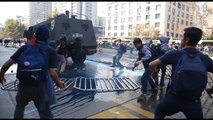 Encapuchados protagonizan disturbios durante marcha de estudiantes en Chile
