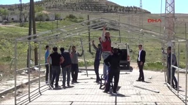 Kırşehir Şehit Jandarma Uzman Çavuş Yücel Yılmaz'ın Baba Evine Acı Haber Ulaştı