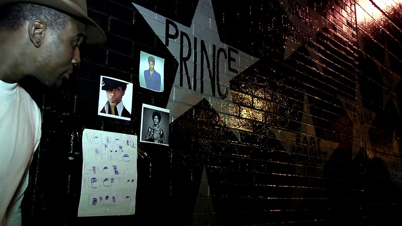 Fans in Minneapolis nehmen Abschied von Prince