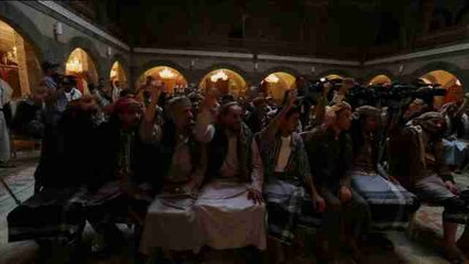 Tropas gubernamentales y rebeldes hutíes intercambian prisioneros en Yemen