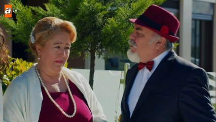 Descargar video: Biz çok güzel bir aileyiz!: Aile İşi 6. Bölüm - atv