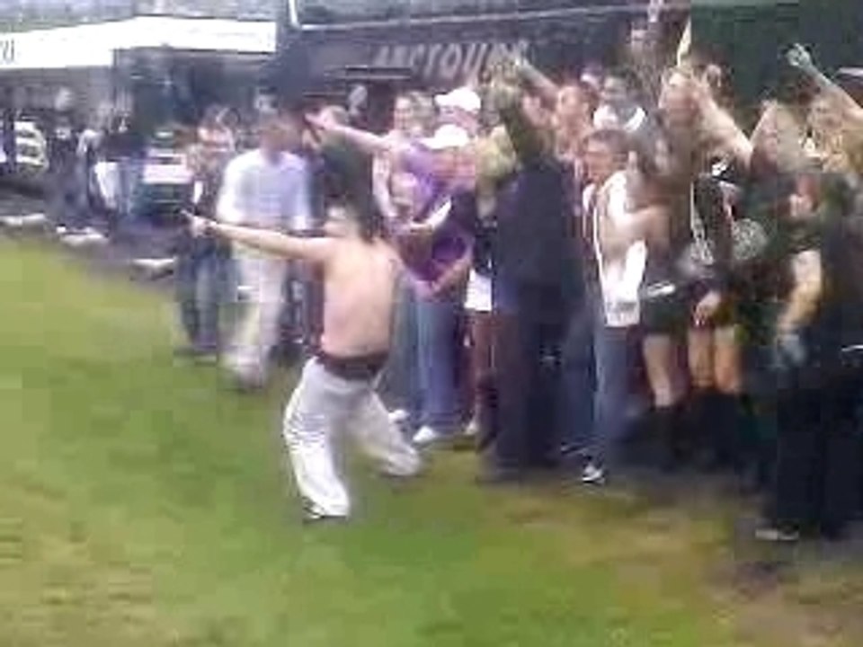 MickTaZz a La sortie de la Bass Leader