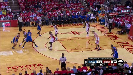 Dwight Howard Blocks Festus Ezeli