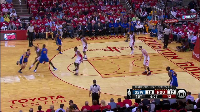 Dwight Howard Blocks Festus Ezeli