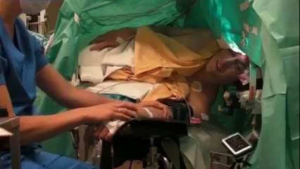 Atteint d'un cancer au cerveau, Ambroz a subi une opération en état d'éveil: Il est en rémission