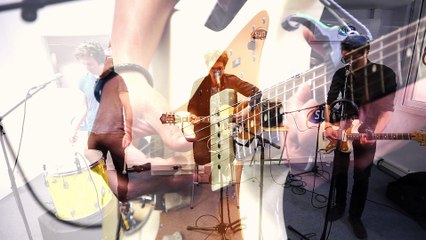 Culture/Sorties 21 avril 2016 : Radio Elvis - Juste avant la ruée