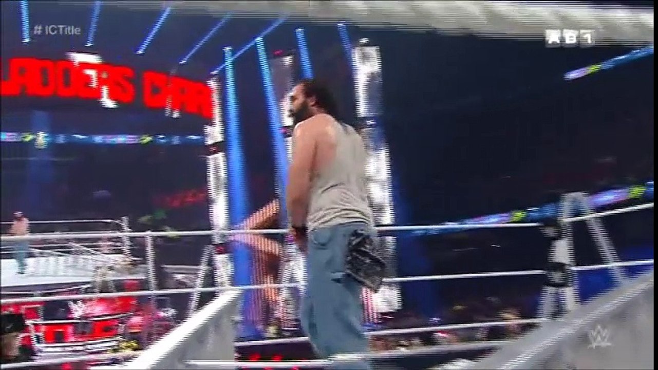 Intercontinental Championship - Ladder Match  Luke Harper (c) vs Dolph Ziggler