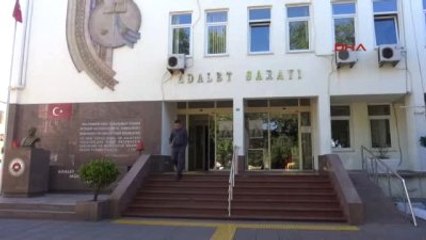 Çanakkale'de Göçmen Kaçakçılığı Zanlısı 11 Kişi Adliyede