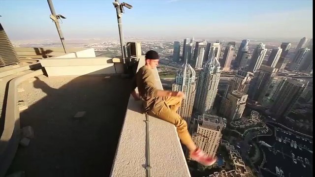 Las piruetas más arriesgadas en la cornisa de un rascacielos