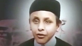 Young blind boy recites Quran like Qari Abdulbasit Abdussamed Amazing!][Must Watch]