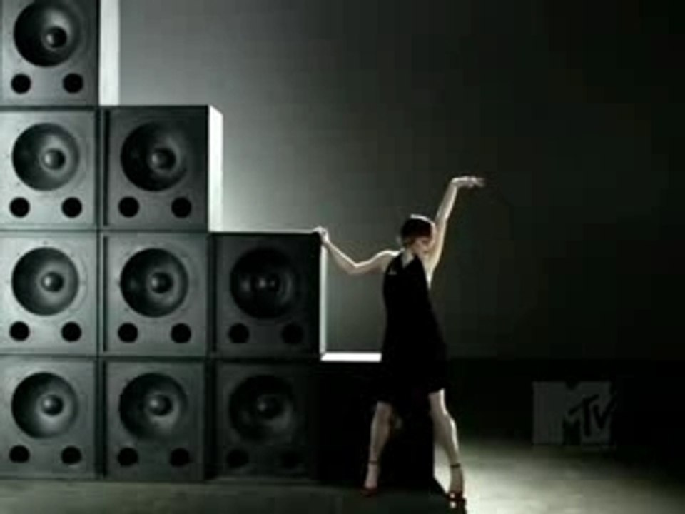 Anna Tsuchiya - Slap That Naughty Body (PV)